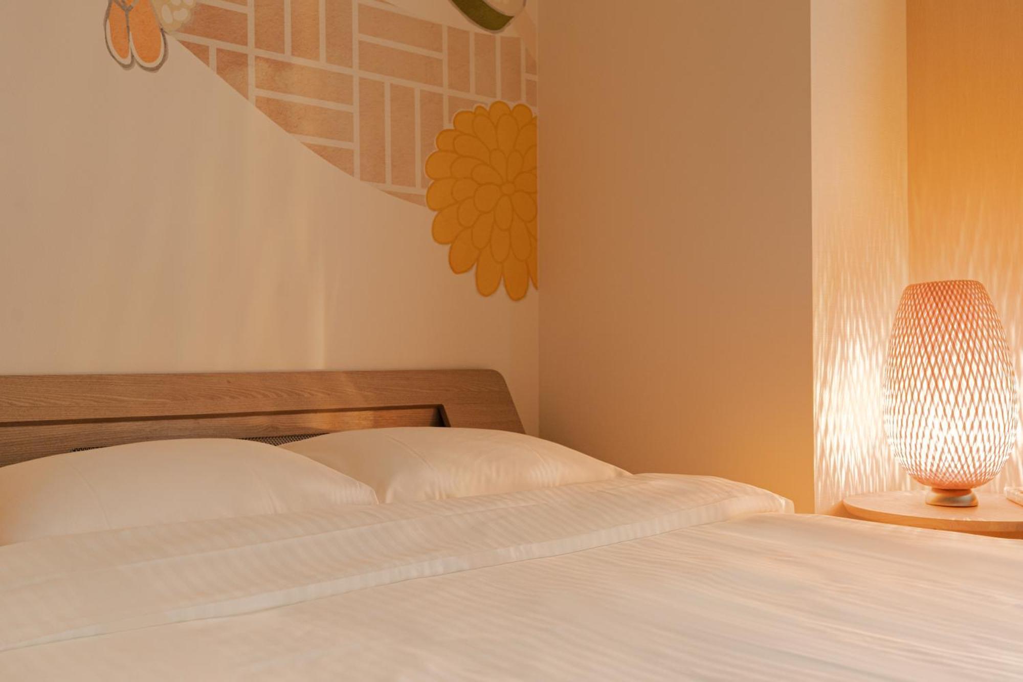 V の Boutique House Apartment Осака Екстериор снимка